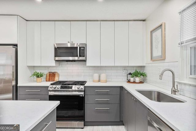 2280 1st Avenue NE, Atlanta, GA 30317