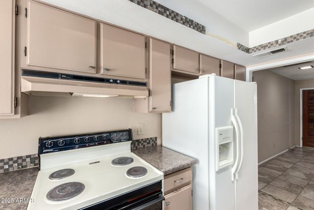 4740 W BLOOMFIELD Road, Glendale, AZ 85304