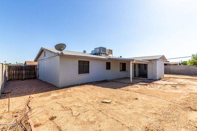 4740 W BLOOMFIELD Road, Glendale, AZ 85304