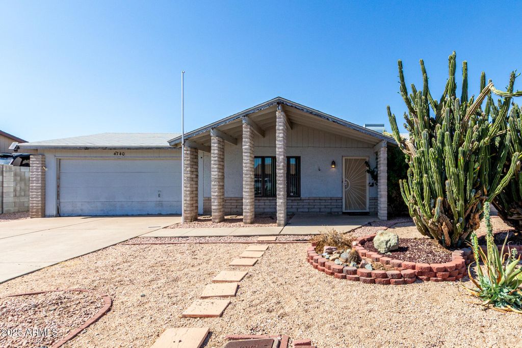 4740 W BLOOMFIELD Road, Glendale, AZ 85304