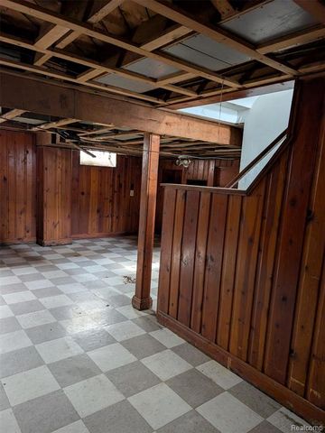 19718 Dean Street, Detroit, MI 48234