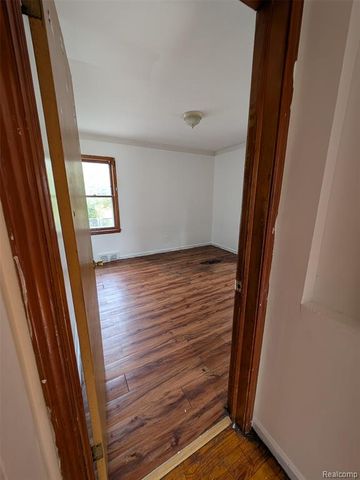 19718 Dean Street, Detroit, MI 48234