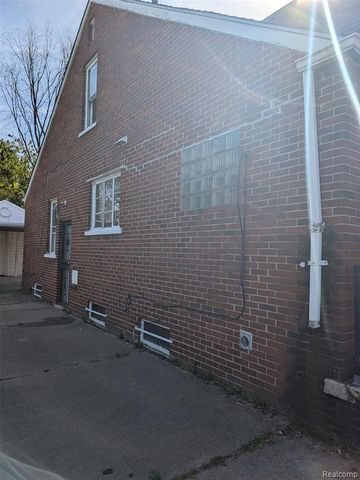 19718 Dean Street, Detroit, MI 48234