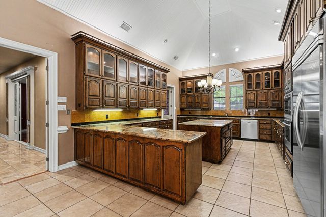 4400 Eaton Circle, Colleyville, TX 76034