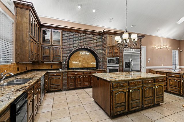 4400 Eaton Circle, Colleyville, TX 76034
