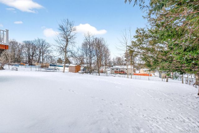 16 Darlene Drive, Poughkeepsie, NY 12601