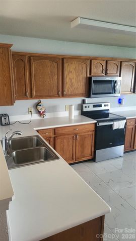109 Bennett Trail Drive, Mount Holly, NC 28120