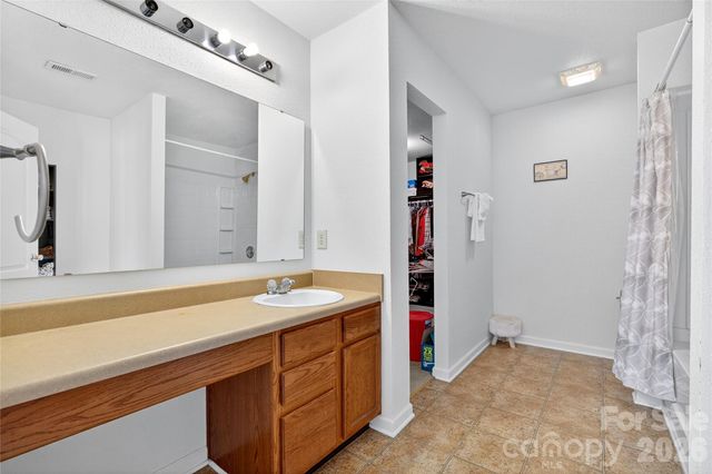 109 Bennett Trail Drive, Mount Holly, NC 28120