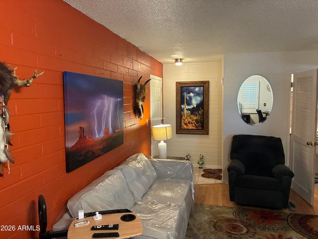 2573 W BERRIDGE Lane D205, Phoenix, AZ 85017