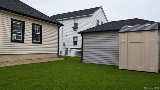 48 E ROSEBUD Avenue, Merrick, NY 11566