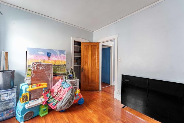 4947 W Deming Place, Chicago, IL 60639
