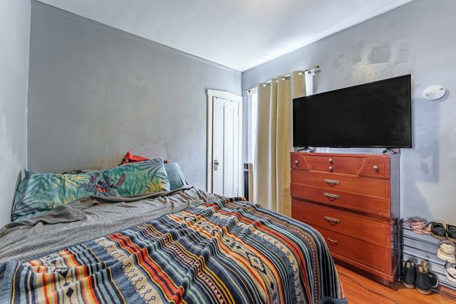 4947 W Deming Place, Chicago, IL 60639
