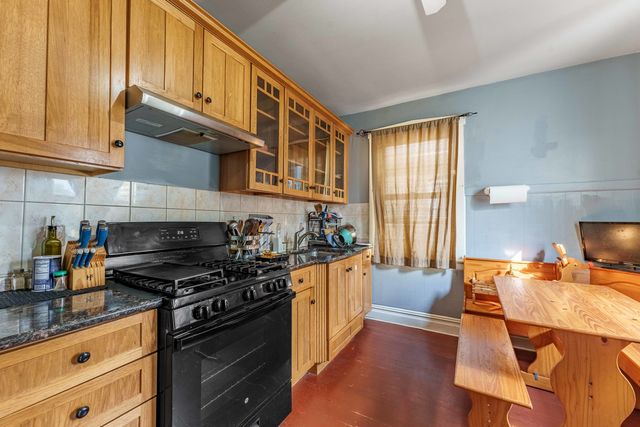 4947 W Deming Place, Chicago, IL 60639