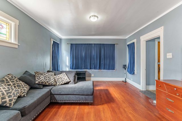 4947 W Deming Place, Chicago, IL 60639
