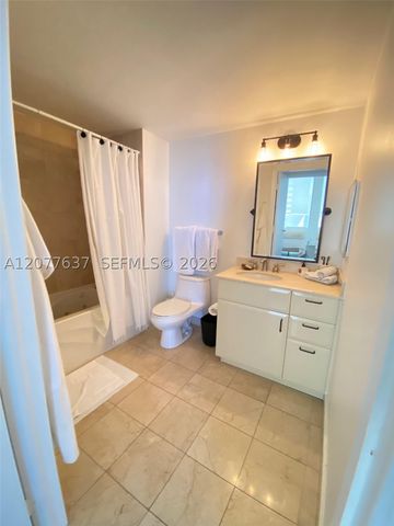 6365 Collins Ave 2005, Miami Beach, FL 33141