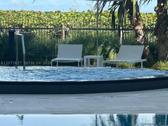 6365 Collins Ave 2005, Miami Beach, FL 33141
