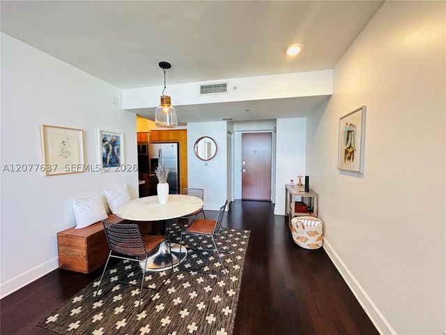 6365 Collins Ave 2005, Miami Beach, FL 33141