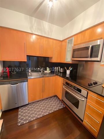 6365 Collins Ave 2005, Miami Beach, FL 33141