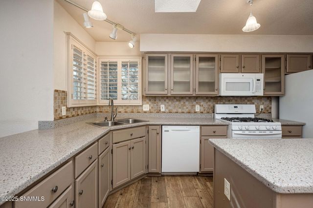 969 Ivydale Drive, Las Cruces, NM 88005