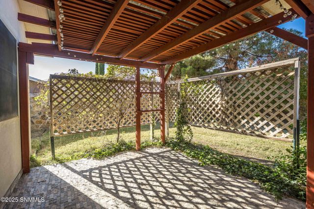 969 Ivydale Drive, Las Cruces, NM 88005