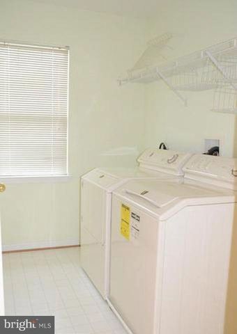 21323 VILLAGE GREEN CIR, Germantown, MD 20876