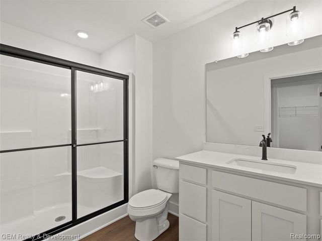 551 Village Lane, Milford, MI 48381