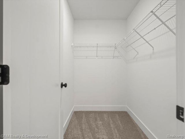 551 Village Lane, Milford, MI 48381