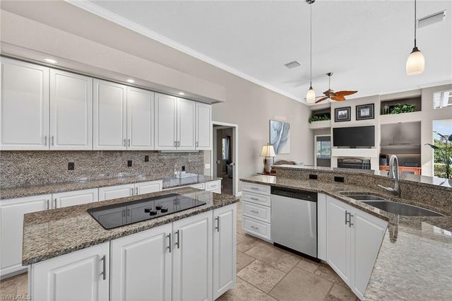 24991 Goldcrest DR, Bonita Springs, FL 34134