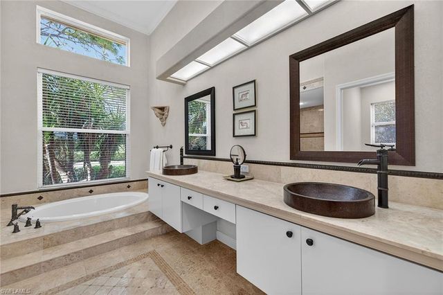 24991 Goldcrest DR, Bonita Springs, FL 34134