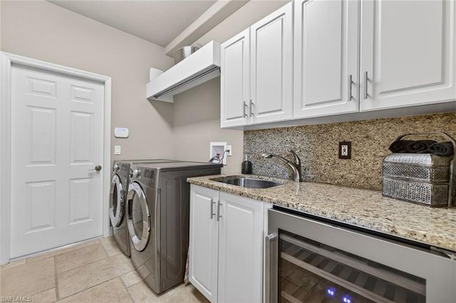 24991 Goldcrest DR, Bonita Springs, FL 34134