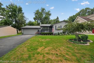 4306 Middledale Avenue, West Bloomfield Charter Township, MI 48323