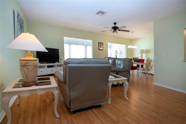 202 GLENELLEN PLACE 191, Sun City Center, FL 33573