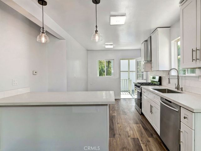 242 W Elmwood, Burbank, CA 91502