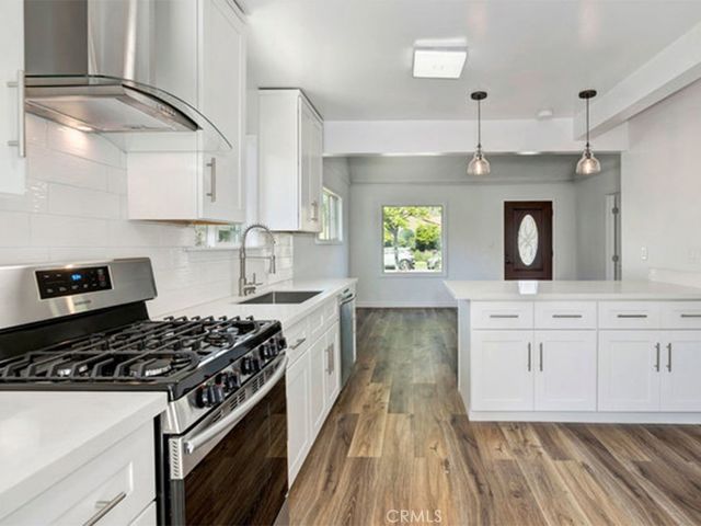 242 W Elmwood, Burbank, CA 91502