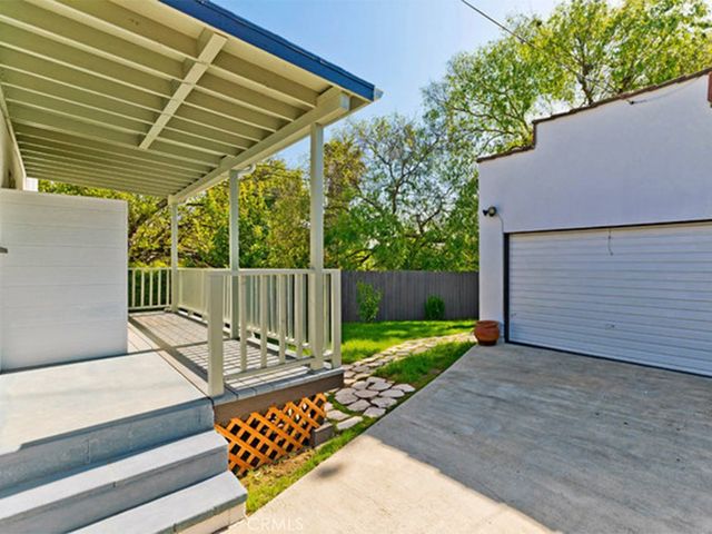 242 W Elmwood, Burbank, CA 91502