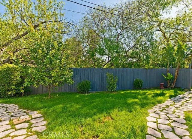 242 W Elmwood, Burbank, CA 91502