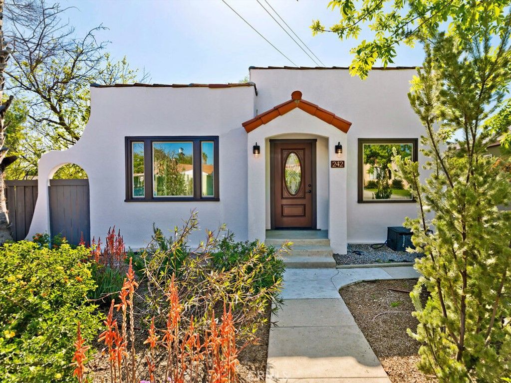 242 W Elmwood, Burbank, CA 91502