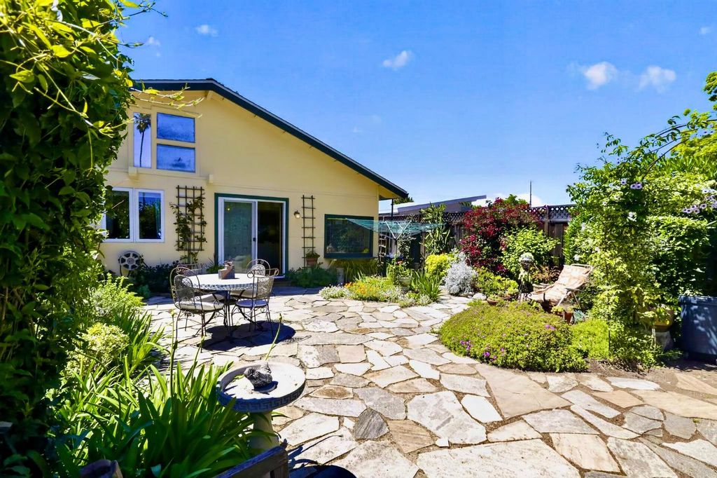 Image 49 of property listing at 466 Wilson, Sunnyvale, CA 94086