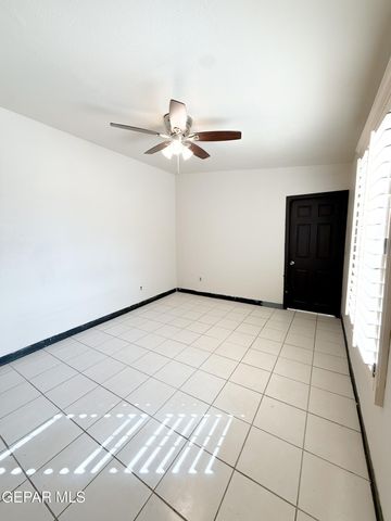 10745 Mirisa Trail, Socorro, TX 79927