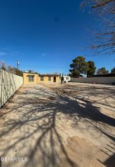 10745 Mirisa Trail, Socorro, TX 79927
