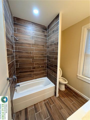 35 9th Street, Easton, PA 18042