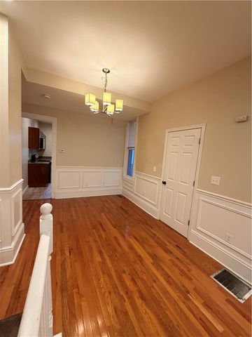35 9th Street, Easton, PA 18042
