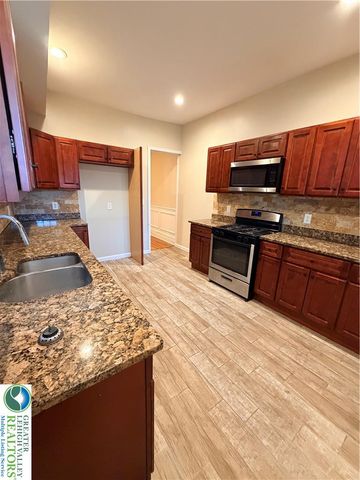 35 9th Street, Easton, PA 18042
