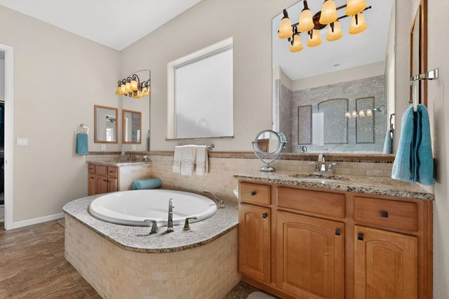 3708 Tierra Vista Place NE, Rio Rancho, NM 87124