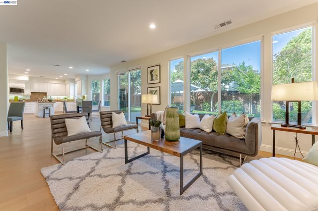 4778 Westwood Ct, Dublin, CA 94568
