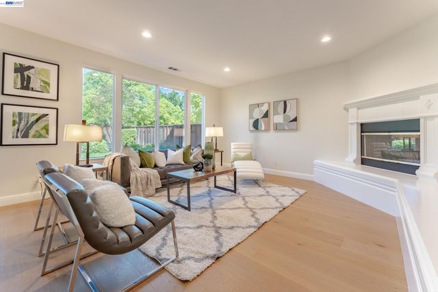 4778 Westwood Ct, Dublin, CA 94568