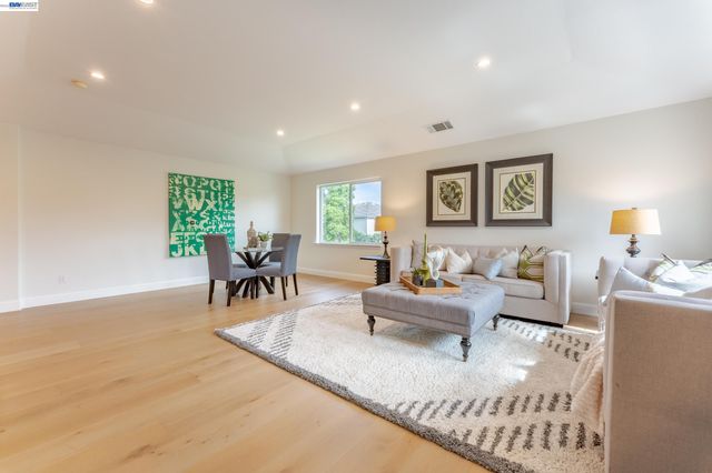 4778 Westwood Ct, Dublin, CA 94568