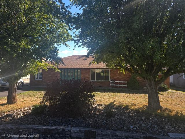 5122 Bryant Avenue, Klamath Falls, OR 97603