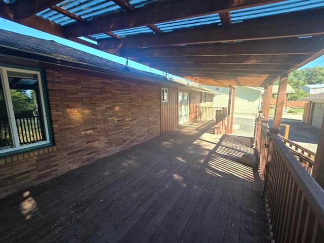 5122 Bryant Avenue, Klamath Falls, OR 97603