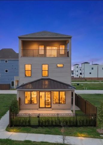 8715 Padua Lane, Houston, TX 77055